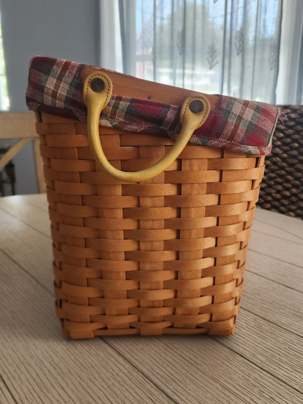 LONGABERGER- Newspaper Basket - Picture 2 of 16